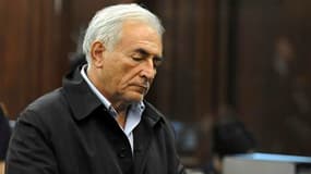 Maintenu en détention provisoire par décision d'un juge pénal de Manhattan lundi, Dominique Strauss-Kahn voit sa stratégie de défense judiciaire reposer en grande partie sur la capacité de ses avocats à obtenir sa libération sous caution. /Photo prise le