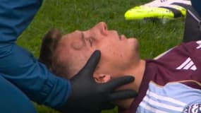 Lucas Digne a une grosse bosse lors d'Everton-Aston Villa, le 13 septembre 2025.