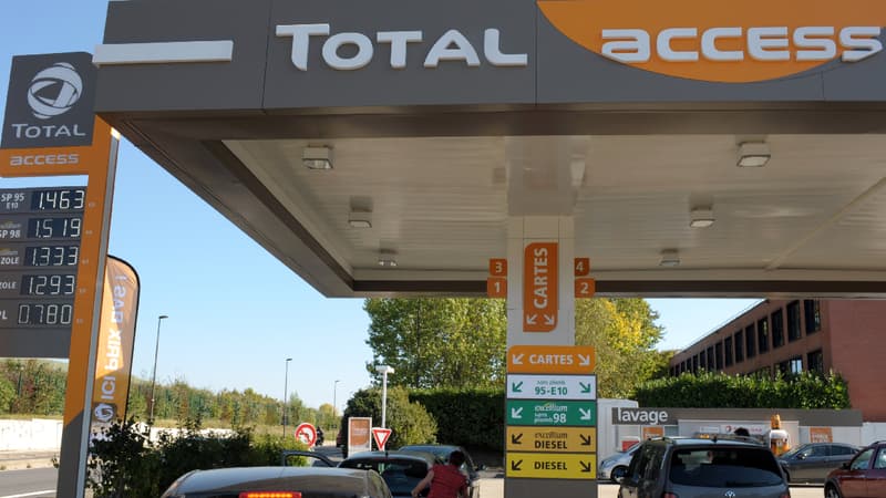 Les stations-service Total vont désormais délivrer du gaz naturel pour véhicules. (image d'illustration) 