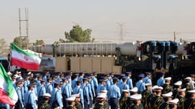 Le missile Jihad à propergol solide a été conçu et fabriqué par la branche aérospatiale des Gardiens de la révolution. Sa portée opérationnelle est de 1.000 kilomètres.