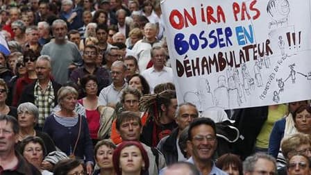 Manifestation contre la réforme des retraites samedi à Nantes. Le face-à-face se tend entre l'exécutif et les opposants à la réforme des retraites au lendemain d'une nouvelle journée de manifestations qui a vu samedi 3 millions de personnes dans la rue, s