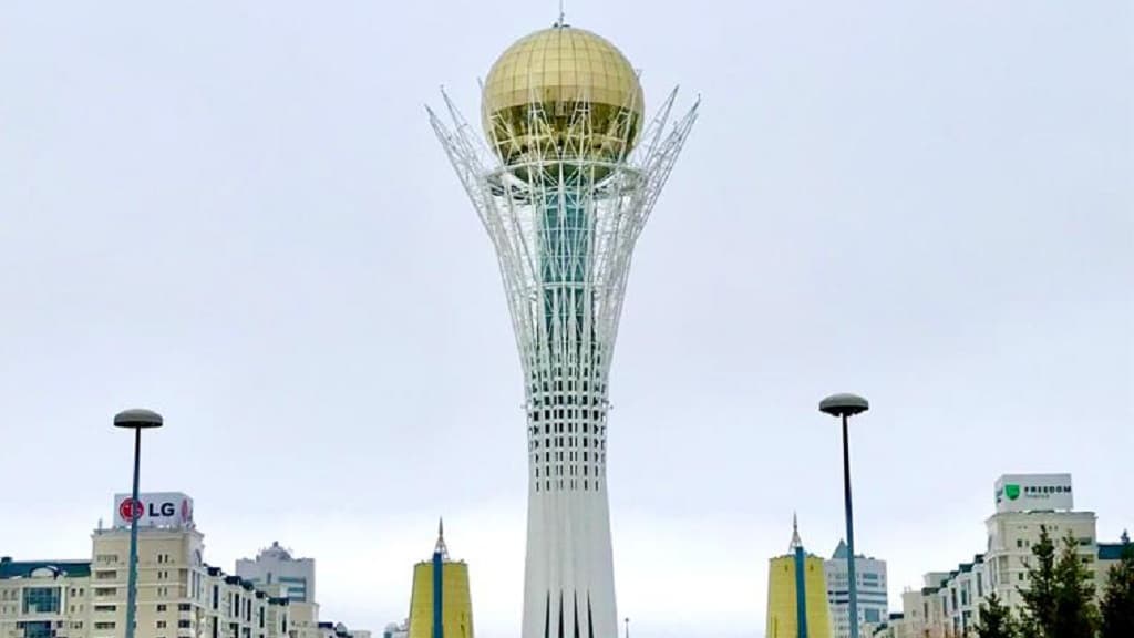 Le Bayterek (Kazakhstan) Le Bayterek (Kazakhstan)