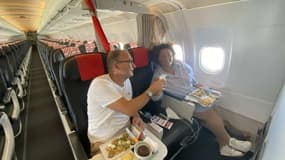 Un couple seul à bord d'un vol Agadir-Paris