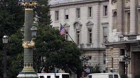 Vue de l'ambassade des Etats-Unis, à Paris, place de la Concorde. Cinq grands journaux mondiaux -Le Monde, le New York Times, le Guardian, El Pais et Der Spiegel- ont commencé à divulguer dimanche des documents du département d'Etat américain que leur a c