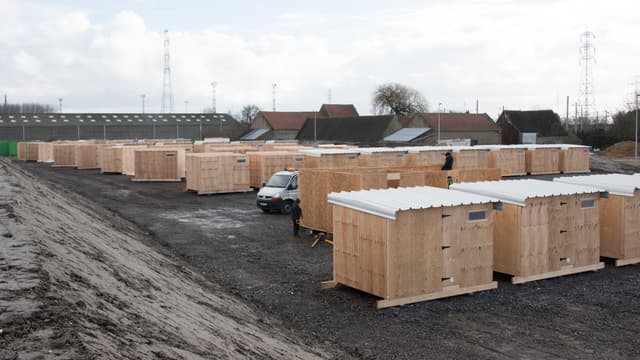 A Grande-Synthe, le nouveau camp de la Linière est "complet" avec 1.500 migrants présents - Lundi 14 mars 2016