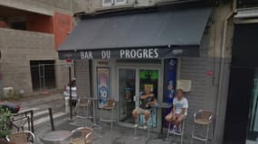 Le bar Le Progrès à Avignon