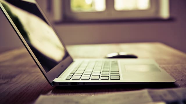Les bureaux traditionnels bientôt remplacés par les cafés où l'on paye pour le temps qu'on y passe?