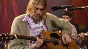 Kurt Cobain en 1993 au MTV Unplugged.