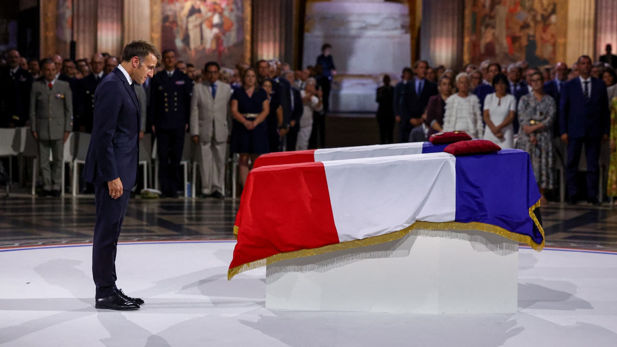 Marc Bloch: les images de l'entrée au Panthéon de l'historien et résistant  et de sa femme Simonne