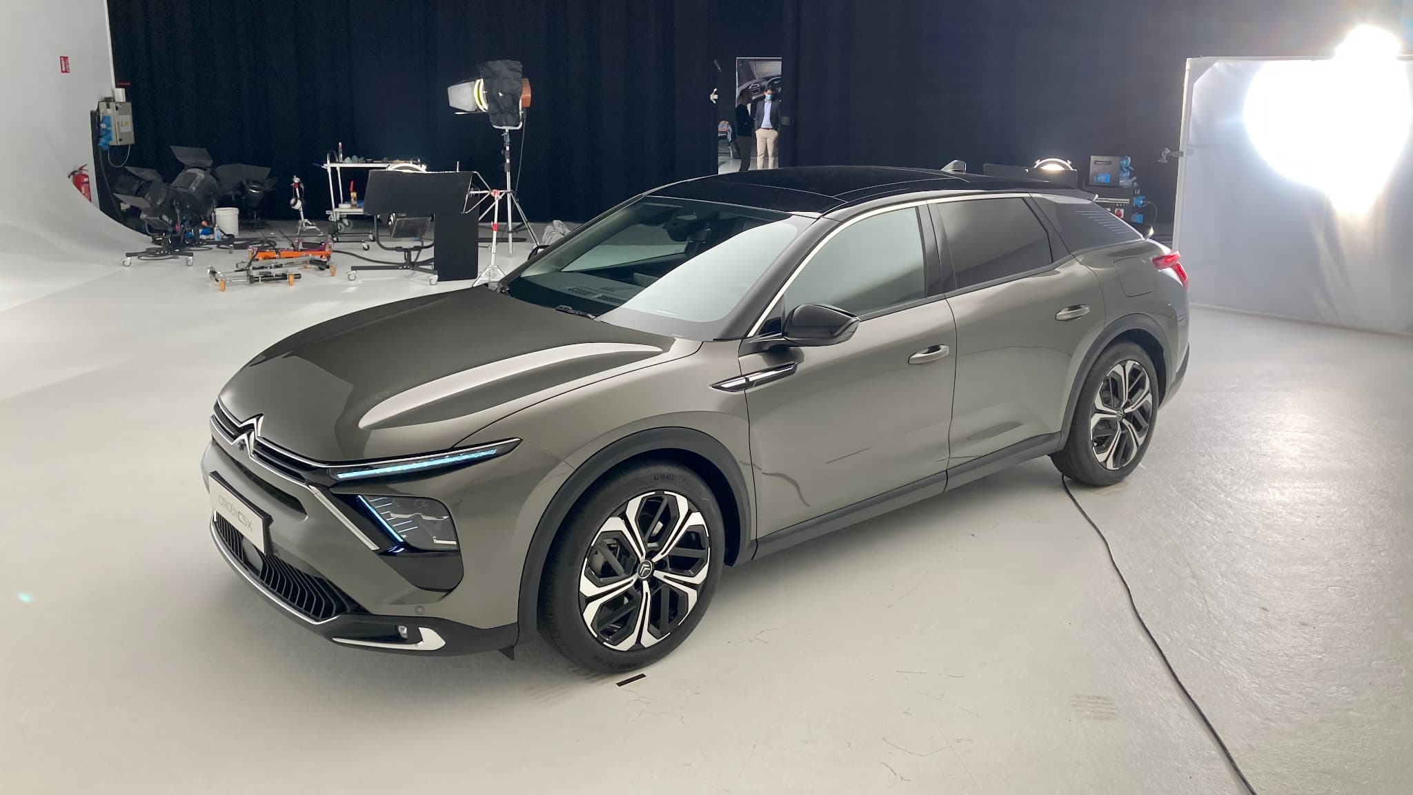 La C5X arrivera en Europe en début d'année prochaine. La C5X arrivera en Europe en début d'année prochaine.