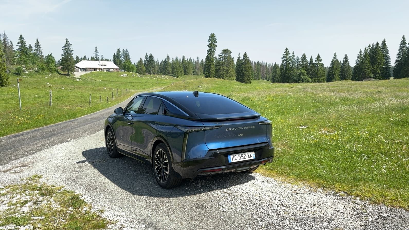 This DS No. 8 shows a recorded autonomy of 750 km. This DS No. 8 shows a recorded autonomy of 750 km.