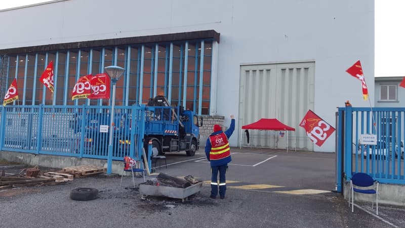 À l'occasion de la 11e journée de mobilisation, la centrale hydroélectrique de Vogelgrun (Haut-Rhin) a été mise à l'arrêt, dès le mercredi 5 avril à 22h. 