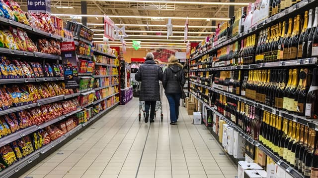 La famille d'une employée de Carrefour qui s'est suicidée va porter plainte contre l'enseigne. (Photo d'illustration)