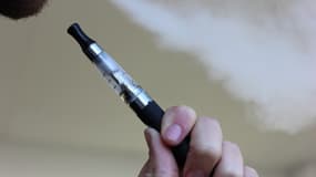 L'alerte sanitaire lancée sur la cigarette électronique plombe Altria
