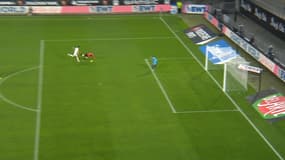 Le but de Truffert dans sa chute