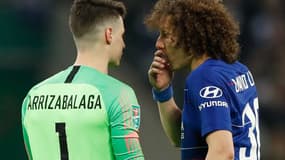 Kepa et David Luiz en pleine conversation