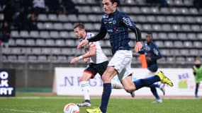 Nicolas Fauvergue sous les couleurs du Paris FC avant la fin de sa carrière professionnelle 