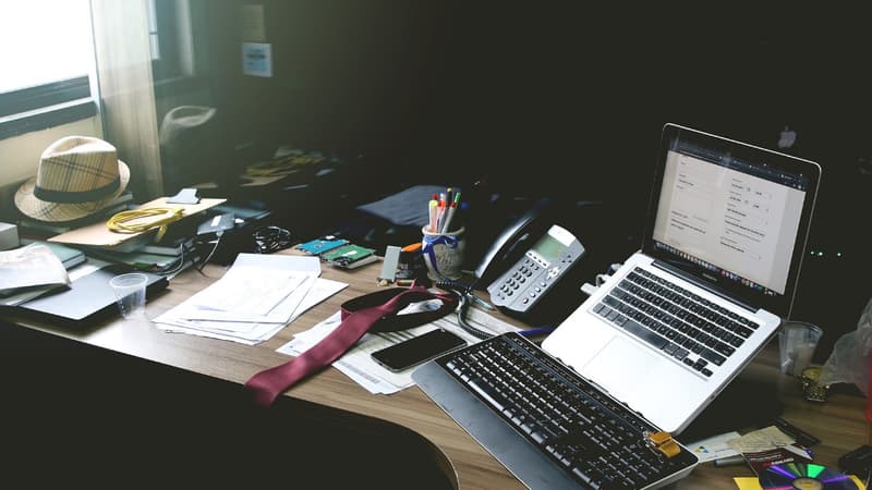 Un employé sur deux (48%) a la possibilité de choisir lui-même où et quand il travaille.