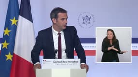 Olivier Véran considère que la proposition de loi  pour abroger la réforme des retraites "n'est pas constitutionnelle"