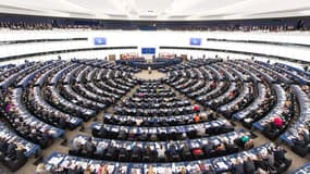 Les députés européens votent 145 milliards de budget par an