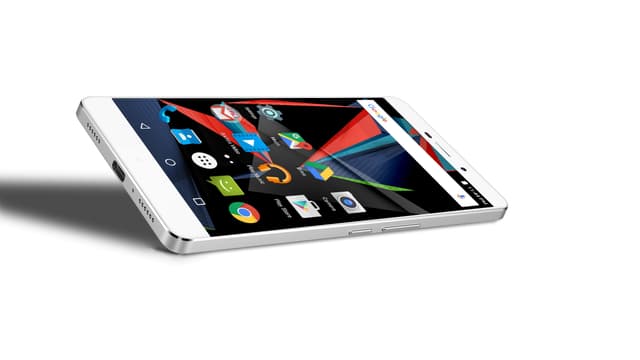 Archos bénéficiaire au 1er semestre, malgré le retard de son nouveau smartphone Archos Diamond 2 Plus.