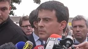 Manuel Valls jeudi en déplacement à Istres où a éclaté en début d'après-midi une fusillade qui a fait trois morts.