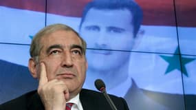 Le vice-Premier ministre syrien Qadri Djamil, en visite mardi à Moscou, a déclaré qu'une intervention militaire étrangère en Syrie était "impossible" parce qu'elle déboucherait sur un conflit allant bien au-delà des frontières du pays. /Photo prise le 21