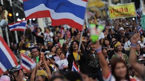 Des manifestants anti-gouvernement, le 24 novembre, à Bangkok.