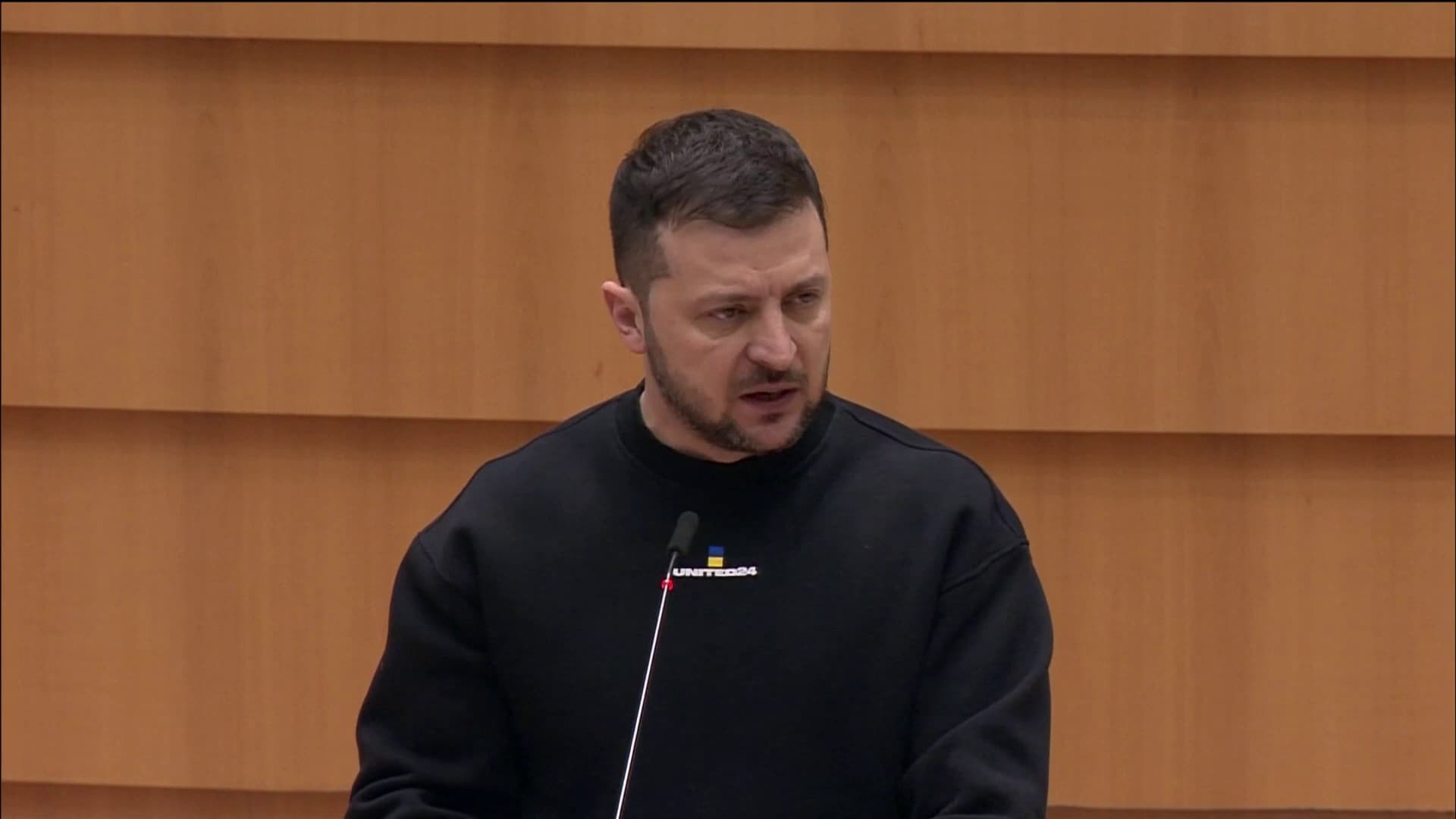VOLODYMYR ZELENSKY ASSURE QUE L'OBJECTIF DE VLADIMIR POUTINE EST D'"OCCUPER TOUTE L'UKRAINE"