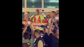 Victor Osimhen savoure son arrivée en Turquie dans une ambiance folle, dans la nuit du 2 au 3 septembre 2024