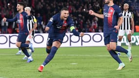Kylian Mbappé célèbre son penalty face à Newcastle (1-1), le 28 novembre 2023
