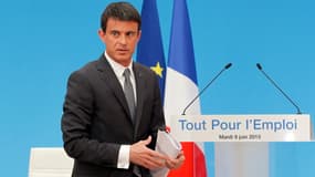Manuel Valls a détaillé cinq des 18 mesures destinées à rendre la vie et l'embauche dans les PME et TPE plus simple. 