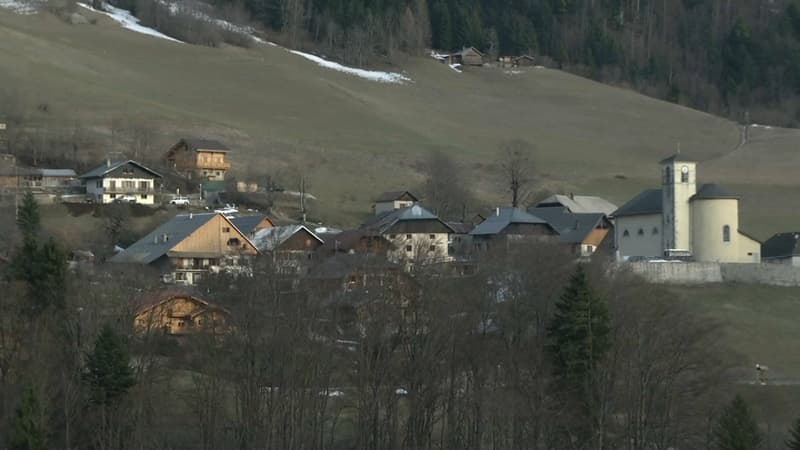 La commune de Talloires-Montmin, privée de téléphone fixe depuis le passage de la tempête Zeus.