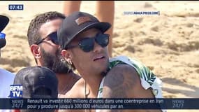Avant de découvrir la compétition avec le PSG, Neymar profite de la plage à Saint-Tropez