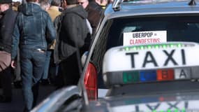 Taxis contre Uber POP, la guerre continue ce mardi.
