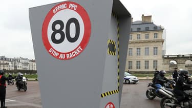 Un faux radar lors d'une manifestation d'opposants au 80 km/h
