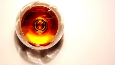 L'Asie, qui avait fait plonger les exportations françaises de cognac en 2014 a recommencé ses emplettes en 2015.
