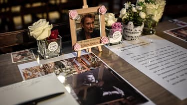 Le 9 avril 2018, lors d'une messe en hommage à Johnny Hallyday, à l'église de la Madeleine.