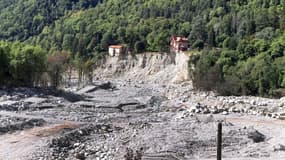 Les crues du 2 octobre 2020 ont dévasté le village de Saint-Martin-Vésubie. Photo du 21 septembre 2021, pris près d'un an après la catastrophe.  