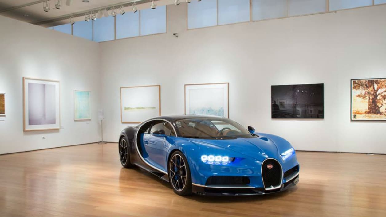 500 exemplaires seulement de la Chiron seront produits. 180 ont déjà été commandés, dont la moitié par des clients européens. Le Moyen-Orient, les Etats-Unis et l'Asie du Sud-Est sont les autres principales destinations de la Chiron.