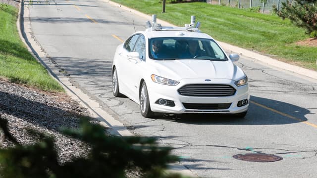 La start-up Argo AI, spécialisée dans l'intelligence artificielle va mettre au point le "coeur" des voitures autonomes Ford.