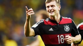 Le 8 juillet 2014, Toni Kroos a été élu homme du match lors de la correction du Brésil par l'Allemagne en demi-finale du Mondial (7-1).