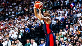 Elie Okobo lors de France-Italie