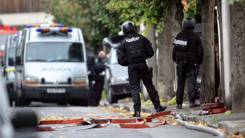 Des policiers au Blanc-Mesnil en Seine-Saint-Denis, le 26 septembre 2007. (Photo d'illustration)