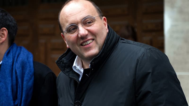 Julien Dray, le 23 avril 2012 au siège du Parti socialiste à Paris.