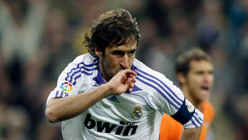 Le buteur espagnol avait marqué face à Barcelone, le 10 avril 2005 à Santiago Bernabeu.