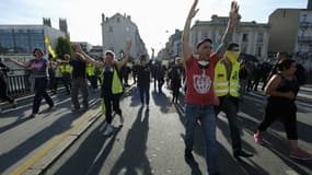 Des participants à la manifestation des "Gilets Jaunes" à Nancy.