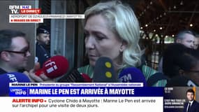 Marine Le Pen à Mayotte: "Je suis venue pour écouter leurs réclamations et s'en faire les porte-paroles"