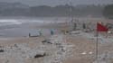 Indonésie: 20 tonnes de plastique ramassées chaque jour sur cette plage