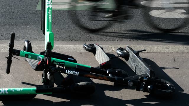 Des trottinettes à Paris.
